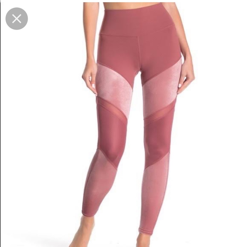 Alo Yoga Velvet Airbrush High Waist Leggings in Rosewood
